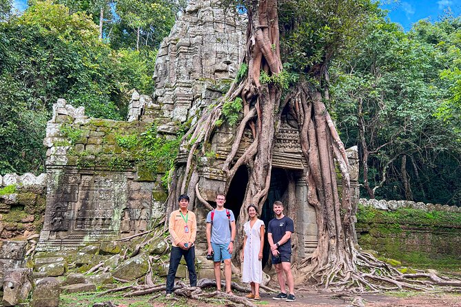 2-Day Angkor Wat and Banteay Srei with Countryside Exploration - Banteay Srei and the Landmine Museum: fine carving and a hard stop