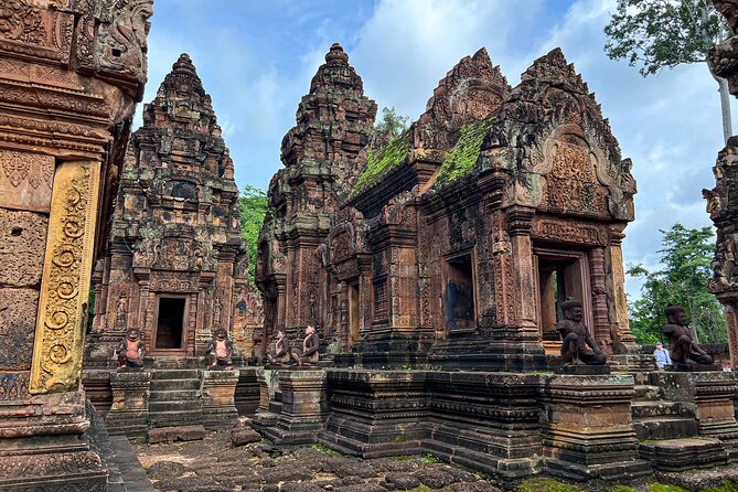 2-Day Angkor Wat Tour with Banteay Srei and Floating Village - Day two’s jungle and temple circuit: Ta Prohm to Preah Khan