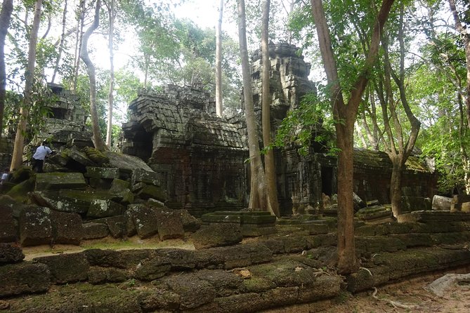 2-Day Angkor Wat With Small, Big Circuit and Banteay Srei Tour - Banteay Srei: the pink sandstone finale (and why it’s worth the trip)