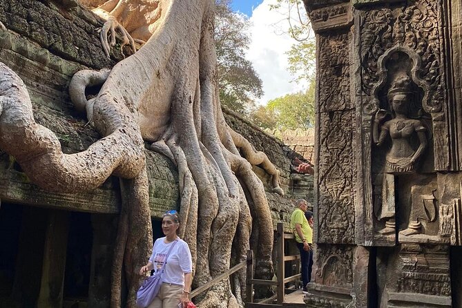 2 Day Small Group Guided Tour Siem Reap Province - Day 1 Stops: Ta Prohm, Ta Keo, and Angkor Thom South Gate
