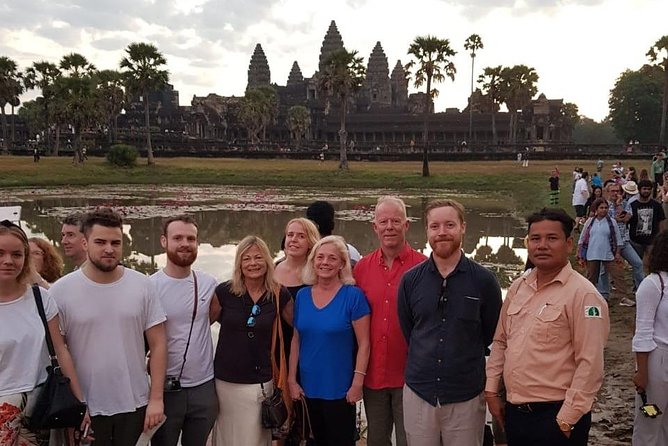 2-Day tour with sunrise - Temple strategy: what to watch for during the commentary