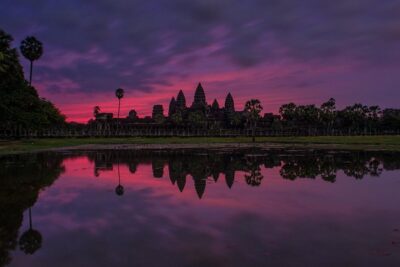 3-Day Angkor Wat with All Interesting Major Temples, Banteay Srei & Beng Mealea - Day 1: Angkor Wat First, Then the Giant Tree Roots and Royal Grounds