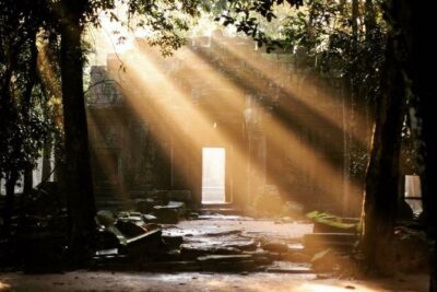 Angkor Sunrise Half-Day Tour with Private Vehicles & Tour Guide - Getting there early: private air-conditioned pickup and timing