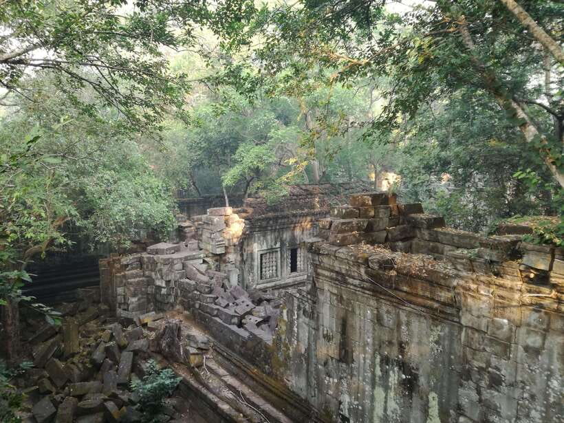Angkor Temples Highlights Tour: 2 Days with Sunrise - Guide Quality: The Real Difference You Pay For