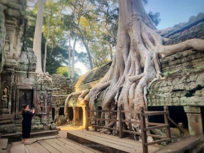 Angkor Wat 2-Day complex Sun rise & Sun set with Guided Tour - Getting there from Siem Reap: AC comfort and a serious early start