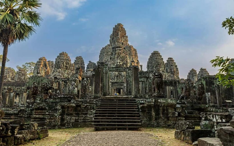 Angkor Wat: Full-Day Guided Sunset Tour - Ta Prohm: giant fig trees and the art of noticing roots