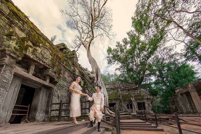Angkor Wat Full-Day Sunrise & Sunset Private Tour All Interesting Major Temples - Ta Prohm’s tree roots: the temple that looks like a movie set