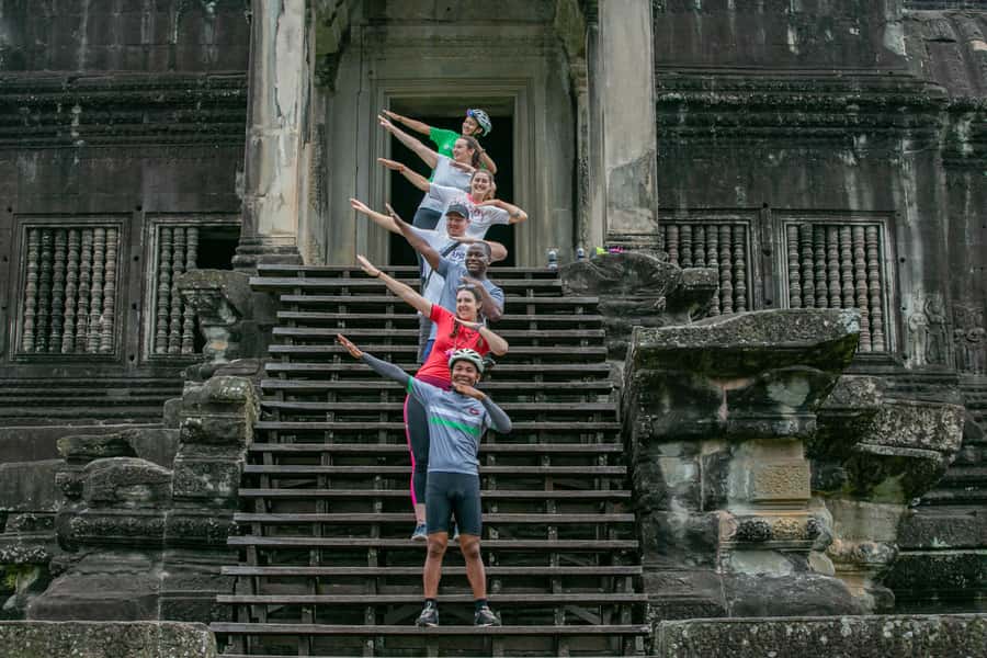 Angkor Wat: Guided Sunrise Bike Tour w/ Breakfast and Lunch - Cycling Through Back Trails: How You Avoid the Crowds