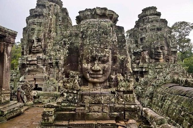 Angkor Wat Small-Group Sunrise Tour from Siem Reap - The guide factor: why English explanations matter here