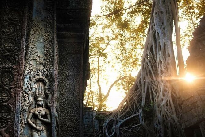 Angkor Wat Sunrise & 3 Main Temples with Breakfast – Small Group - Stop 1: Angkor Wat sunrise on the towers (crowds, timing, and focus)
