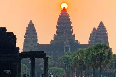 Angkor Wat Sunrise & All Highlight Angkor Temple Private Day Tour - South Gate to Bayon: the Angkor Thom shift