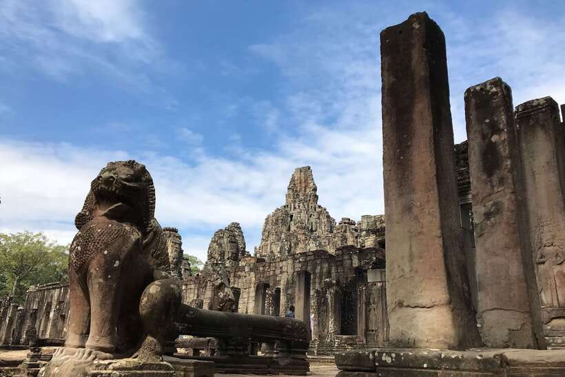 Angkor Wat Sunrise by Vintage Jeep – Private Tour - Angkor Thom and Bayon: the royal city walk with smiling faces