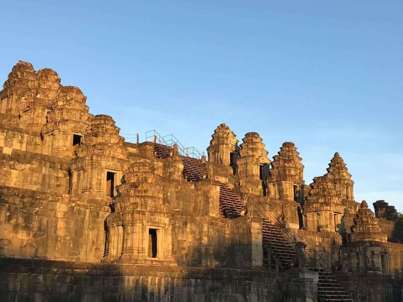 Angkor Wat Sunrise by Vintage Jeep – Private Tour - Who should book this private sunrise tour