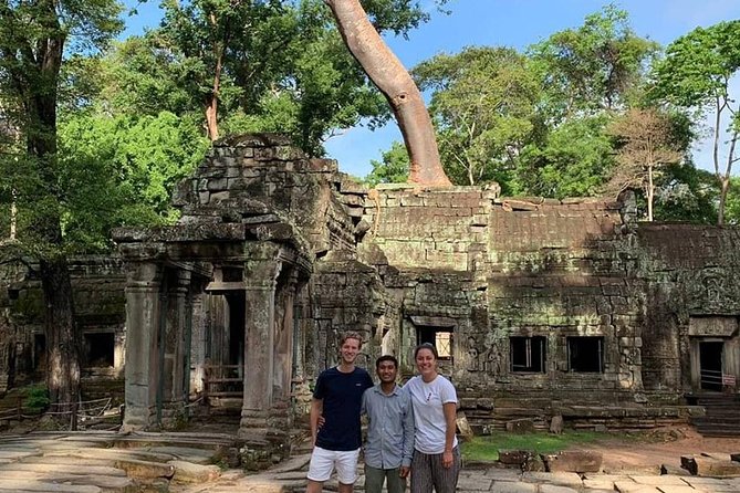 Angkor Wat: Sunrise or Sunset Tours with Tuk Tuk - Ta Keo’s sandstone architecture: short, focused, and worth it