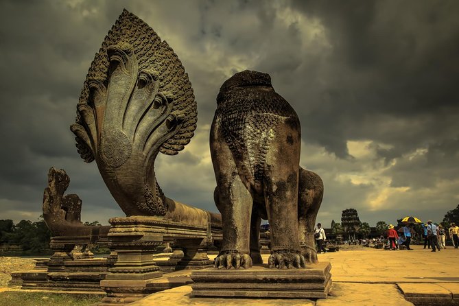Angkor Wat Sunrise Private Experience with Guide from Siem Reap - Transportation, cold water, and the comfort details you’ll actually notice