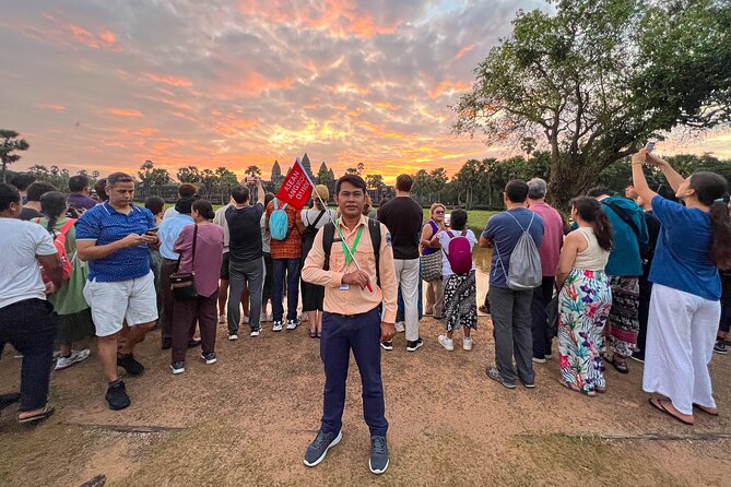 Angkor Wat Sunrise Small Group Tour With Breakfast - Why a sunrise start matters at Angkor Wat