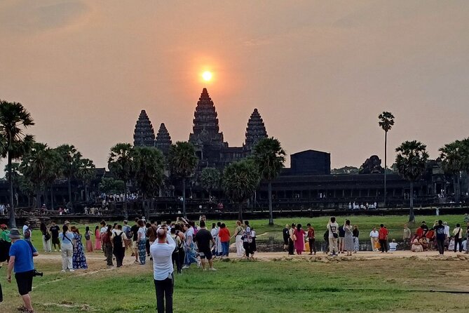 Angkor Wat Sunrise Tour - Four-thirty pickup and sunrise at Angkor Wat