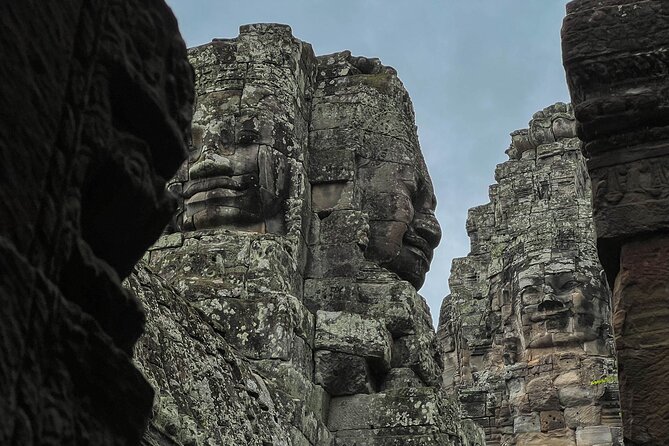 Angkor Wat Sunrise Tour By E-Bike Experience With Breakfast Included - Srah Srang breakfast break: Khmer food before the next temples