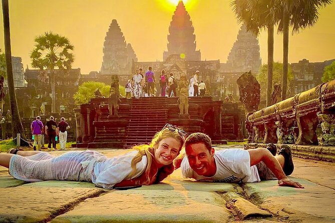 Angkor Wat Sunrise tour with Small - Group and Guide tours - What the guide actually adds (and why some tours depend on English clarity)
