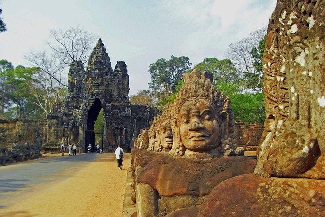 Angkor Wat Sunset Tour - Getting There From Siem Reap: Pickup, Van Time, and Driver Confidence