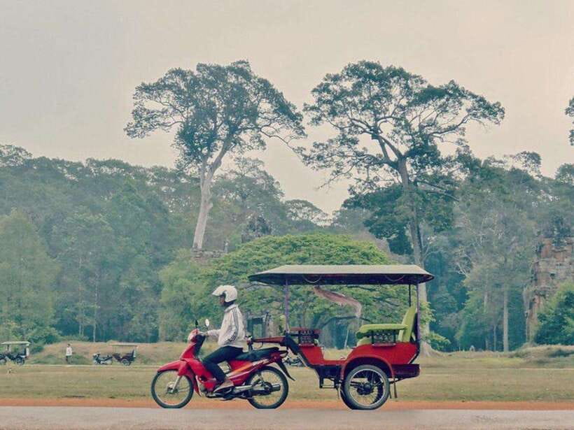 Angkor Wat Tour by Tuk-Tuk with English Speaking Driver - Private tuk-tuk in Siem Reap: how this tour actually works
