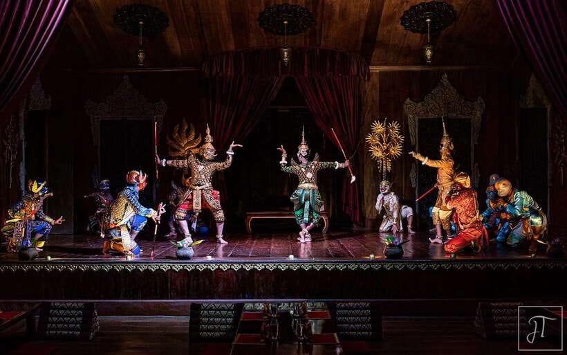 Apsara Theater Performance include dinner & Hotel pick up - The dinner: set-menu Khmer food, served alongside the show