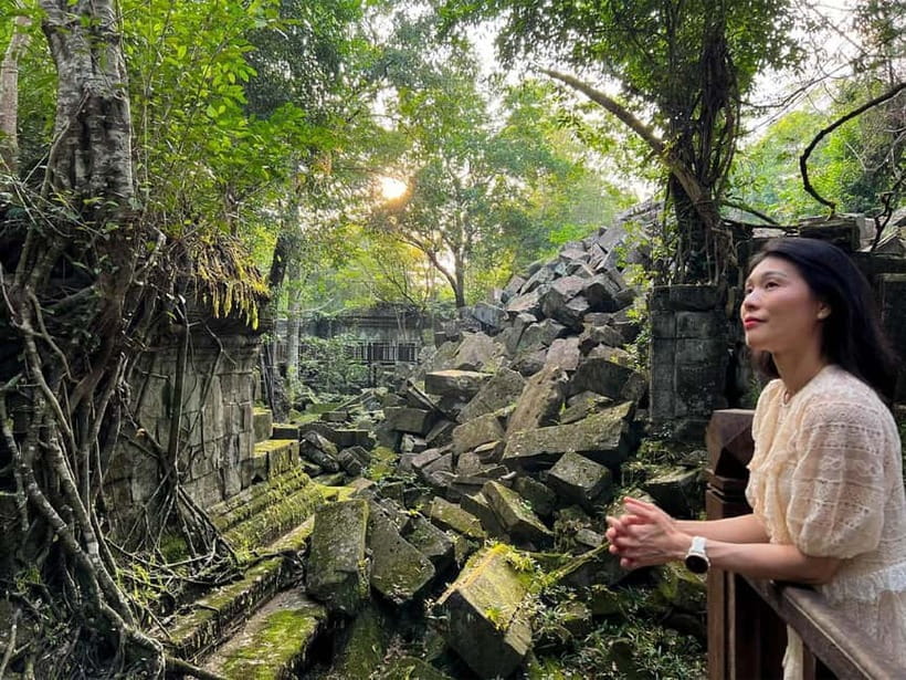 Banteay Srei, Beng Mealea and Kulen Mountain with Picnic - Kulen Waterfall Picnic: Food, Shade, and a Swim Option
