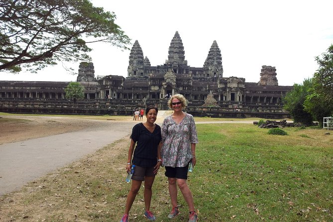 Cambodia Highlight 6 Days Tour from Siem Reap to Phnom Penh - Day 6: Farewell Transfer to Techo International Airport