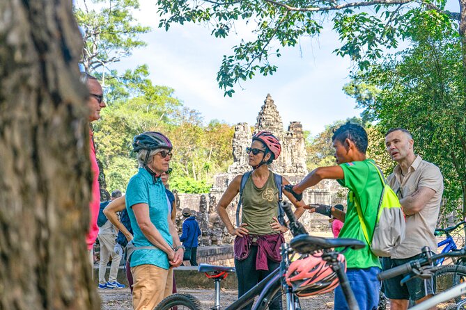 Cycle the Angkor Backroads with lunch / E-Bike or Tuk Tuk - Why biking Angkor feels different than buses and cars