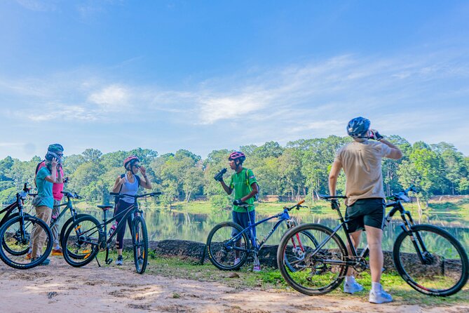 Cycle the Angkor Backroads with lunch / E-Bike or Tuk Tuk - Srah Srang lunch break: where the day slows down