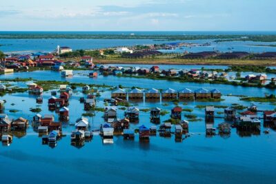 discover floating villages and tonle sap lake by boat - Specialized Boats and Changing Water Levels: The Practical Magic Trick