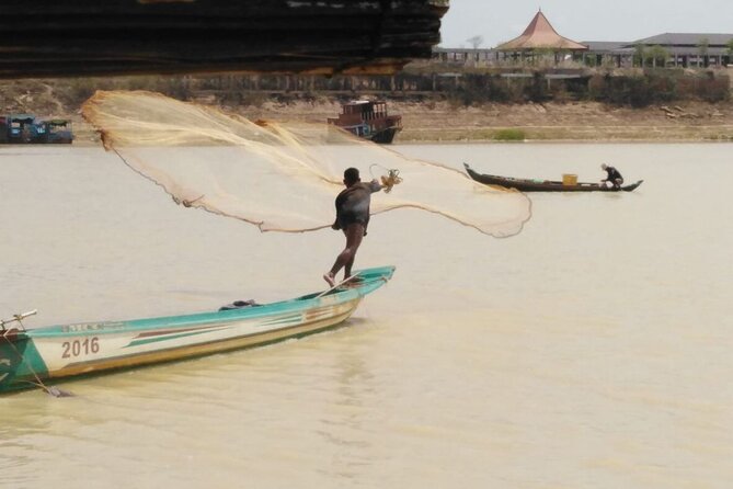 discover floating villages and tonle sap lake by boat - Queen Tara Lunch: Hammocks, Drinks, and a Very Boat-Style Meal
