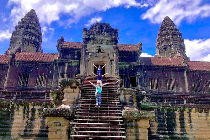 Explore Angkor Temple & Other - Private Vehicle with Tour Guided - A private vehicle that actually matters at Angkor