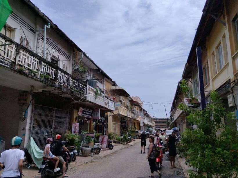 From Siem Reap: Battambang Day Trip Return or to Phnom Penh - Phnom Sampov Hilltop: Temples, Monkeys, and That Long-View Feeling