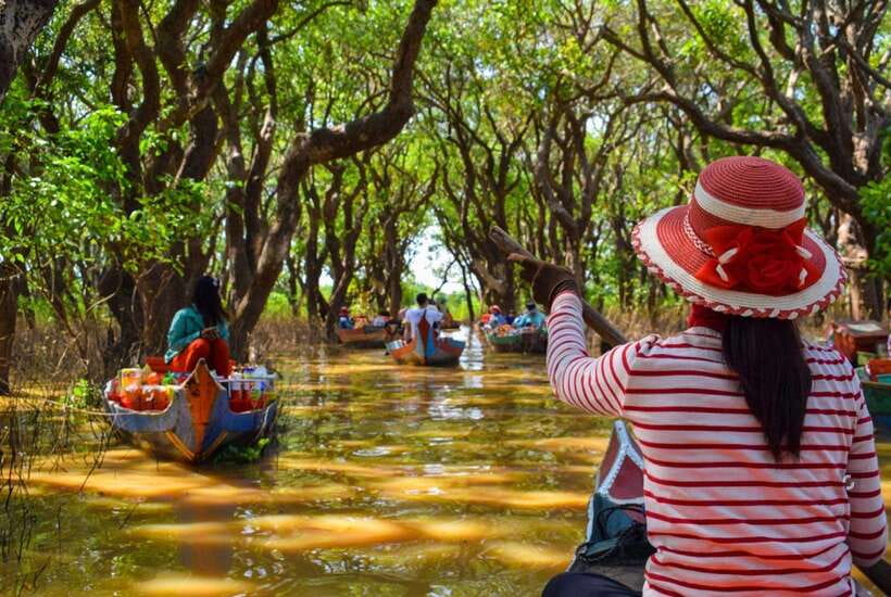 From Siem Reap: Kampong Phluk Floating Village Tour by Boat - Stilted Homes, Floating Hospital, and the Fishery: What You Really See in Kompong Phluk
