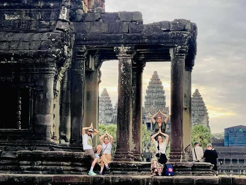 Full-Day Explore Angkor Temples Sunset Tour (with Lunch) - Bayon’s Neighbor and the Afternoon Flow: Why This Order Works