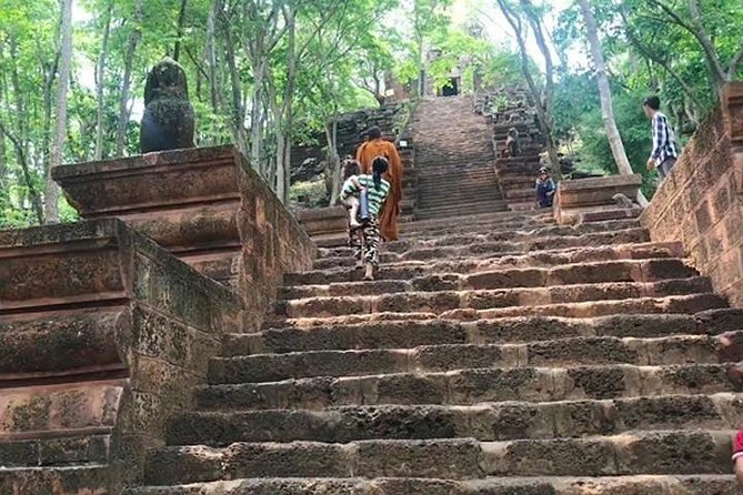 Full Day From Siem Reap - Bamboo Train, Killing Cave & Sunset - Wat Banan: climb 365 stairs to a quieter temple