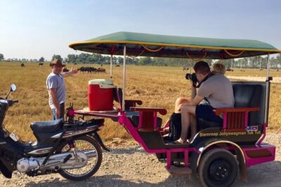 Full-Day Private Tuk Tuk Tour of Angkor Wat Temples - The early morning sunrise plan: pickup timing and what to bring