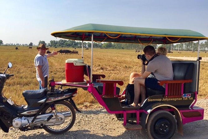 Full-Day Private Tuk Tuk Tour of Angkor Wat Temples - The early morning sunrise plan: pickup timing and what to bring