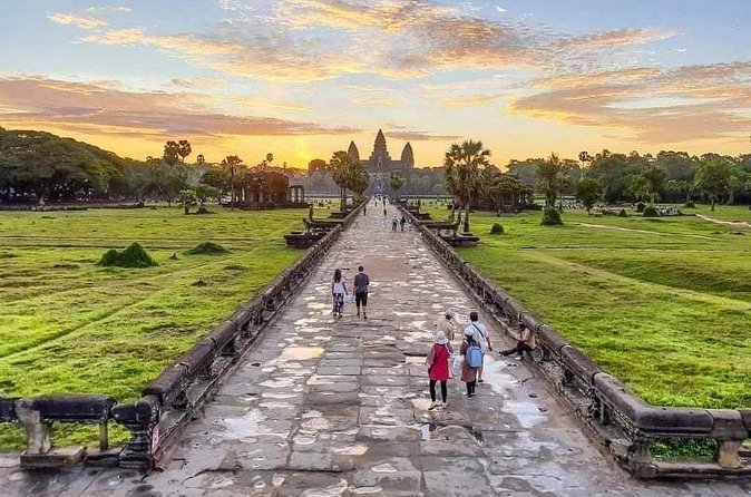 Full Day Tour Angkor Wat Sunrise and Siem Reap Temples - Ta Prohm: The Overgrown Temple Stop That Feels Like a Movie Set