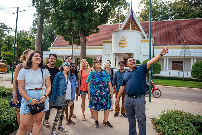 Highlights & Hidden Gems With Locals: Best of Siem Reap Private Tour - Angkor National Museum: A Quick Pass That Still Adds Meaning
