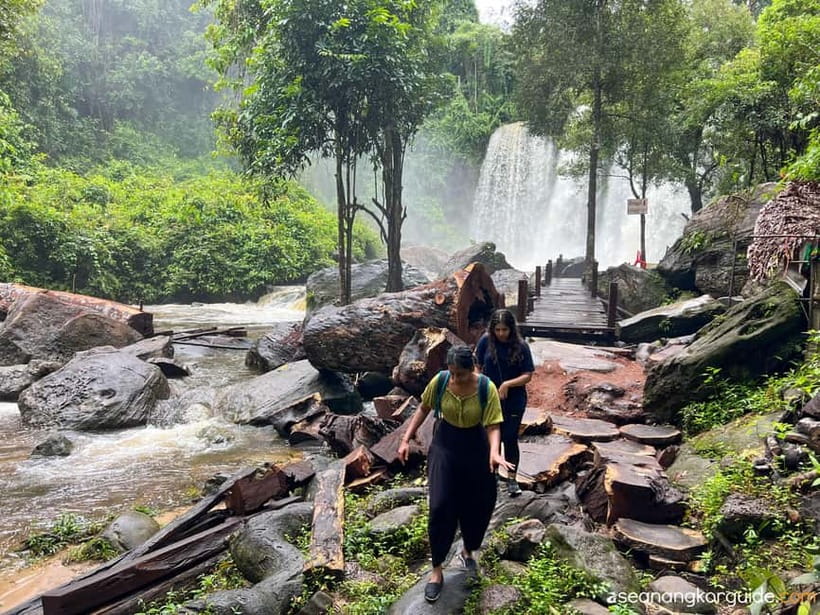 Kulen Mountain Tour with Kampong Phluk Floating Village - Comfort and Pacing: Walks, Heat, and How the Day Stays Manageable