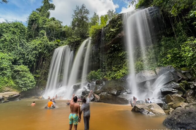 Kulen Mountain with Beng Mealea and Tonle Sap Small Group Tour - Prasat Beng Mealea: the jungle temple that nature refuses to let go