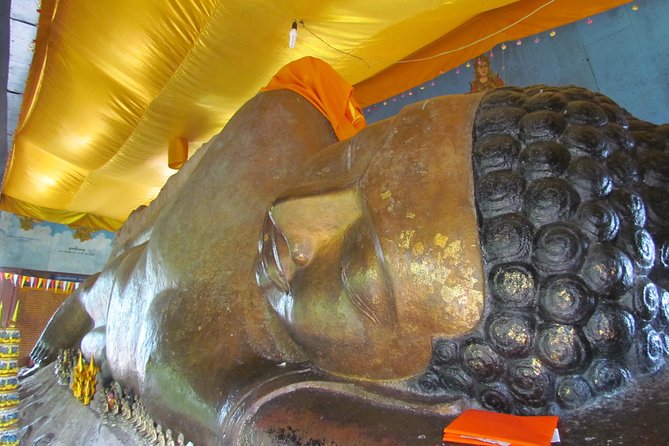 Kulen Waterfall and 1000 Lingas River Private Tour - Reclining Buddha on sandstone: temple steps and what to expect