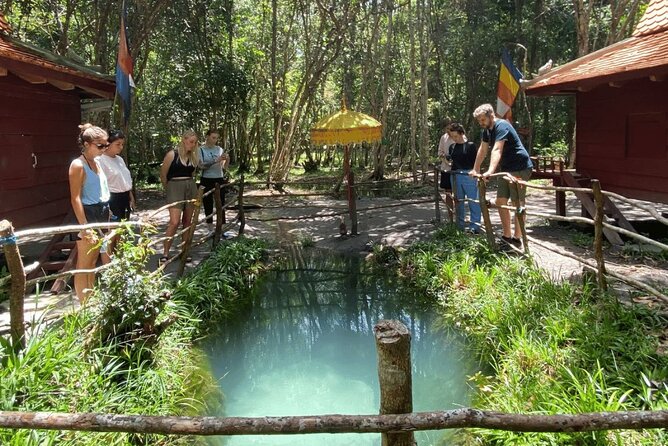 Kulen Waterfall Join-in Tour (local Picnic lunch) - Lunch at the waterfall day: local picnic style and vegetarian option