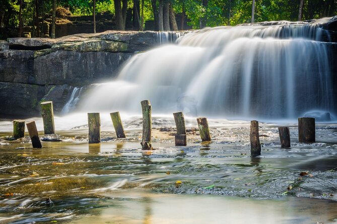 Phnom Kulen Waterfall National Park from Siem Reap - 1000 Lingas at Kbal Spean: carvings that actually need context