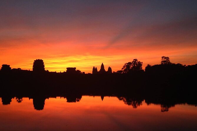 Private Angkor Wat Day Tour - Best of Angkor - Angkor Thom and Bayon: 37 Towers of Jayavarman VII