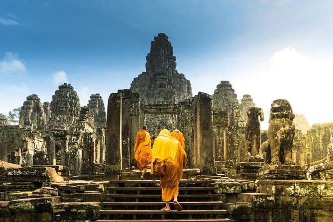 Private one-day tuktuk 'small tour' of the oldest Angkor temples - Comfort, pickup, and getting the day to flow