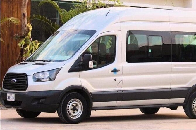 PRIVATE / SHARED Siem Reap Airport ( SAI ) Pick up & Transfers - Private vs Shared: Pick the Style That Fits Your Arrival