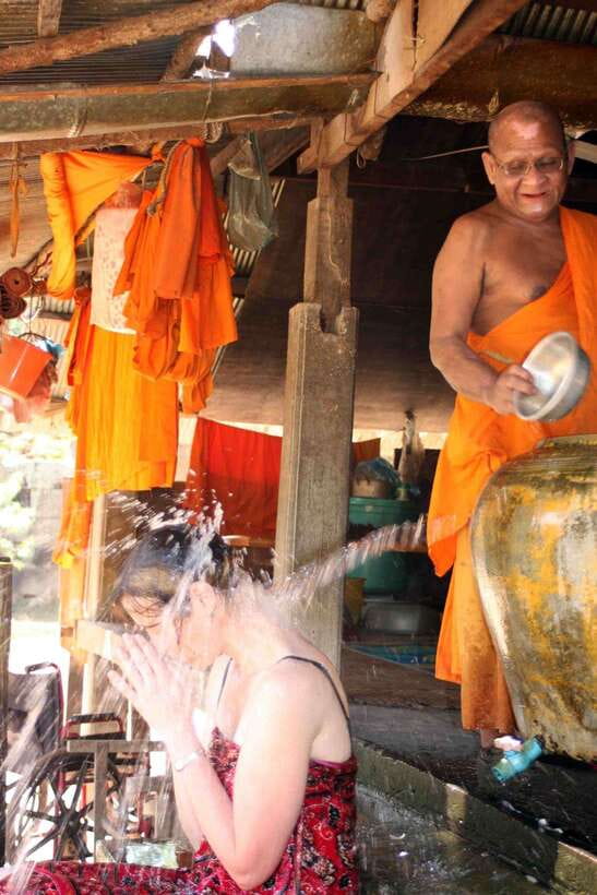 Siem Reap: 1-Hour Cambodian Buddhist Water Blessing - A Buddhist water blessing beats another temple day